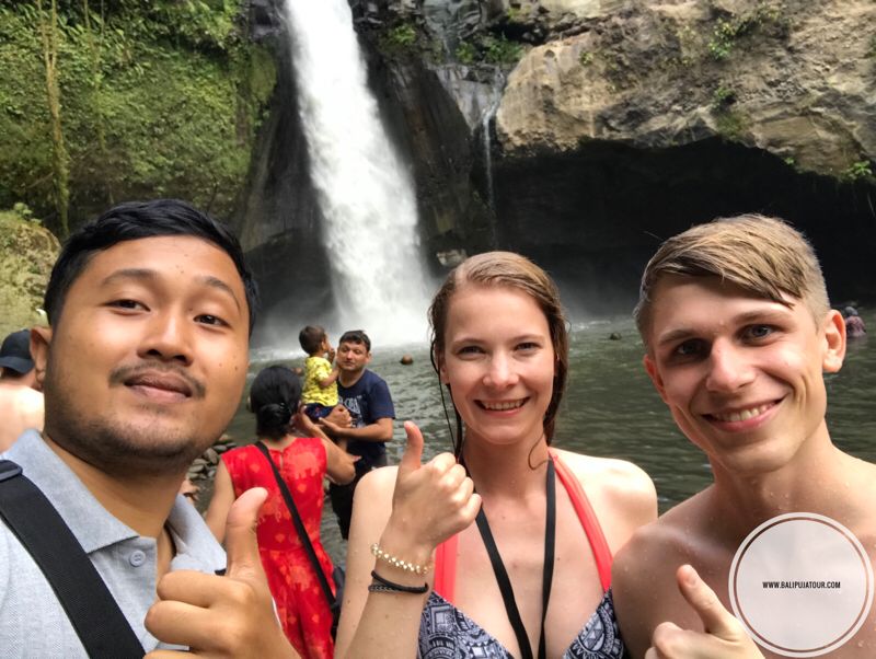 bali private tour tegenungan waterfall