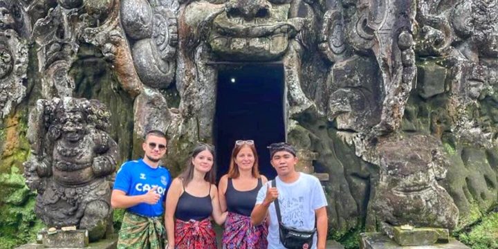 Private Bali Car Hire with Chauffeur