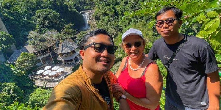 Guía turístico privado y conductor de Bali